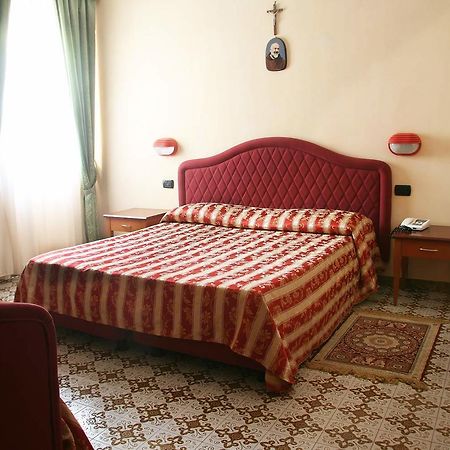 Hotel Gaggiano San Giovanni Rotondo Exterior foto